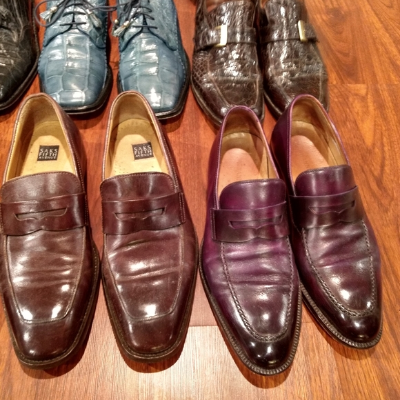 SOLD OUT!! - Picture 3 of 4